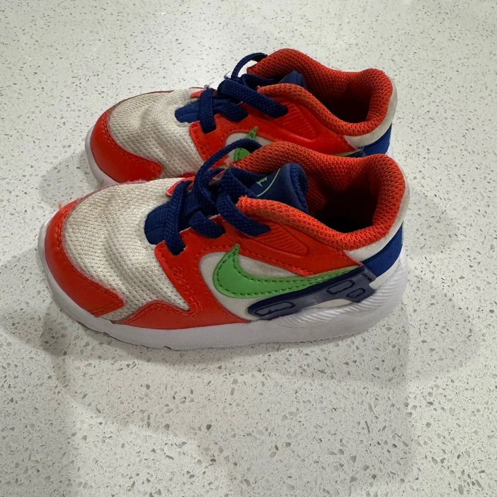 Nike Toddler LD Victory TDE 'Team Orange Blue Green' Size 6C EUC